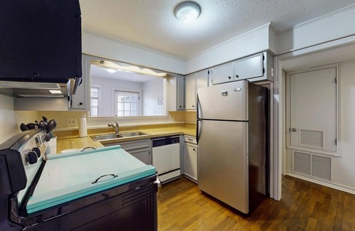 Bryan House | Ideal 2-Bedroom Retreat Near TAMU and Downtown Bryan