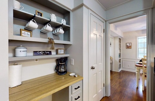 Bryan House | Ideal 2-Bedroom Retreat Near TAMU and Downtown Bryan