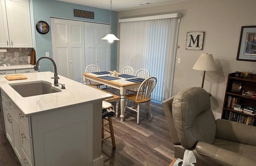 South Bend House | Ideal 3-Bedroom Retreat Near SBN Airport & Notre Dame