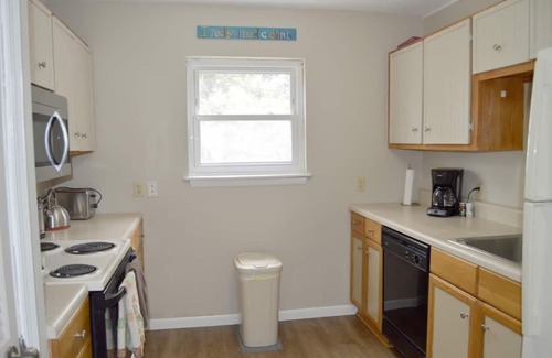 Nags Head Cottage | Pet-Friendly Retreat in Central Nags Head - Steps to Beach!