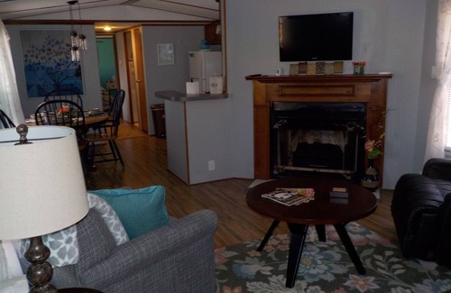 Limestone House | Peaceful Hideaway with Pool, Spa & Family-Friendly Amenities