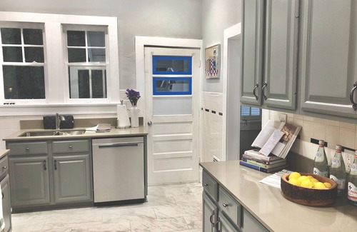 Winter Park House | Cozy Bungalow Steps from Park Avenue with Lake View