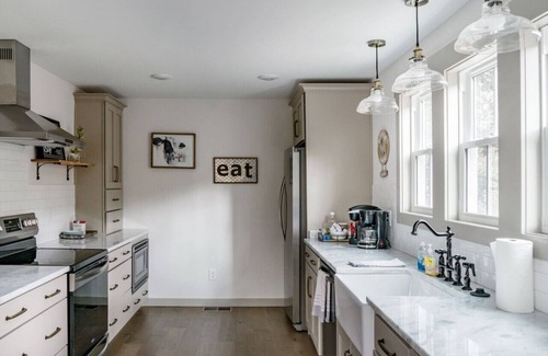 Hendersonville Apartment | Cozy Cabin Escape Near Downtown Nashville - Guest Rated 9.8