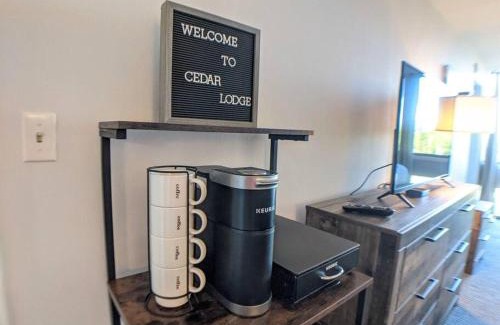 Weirs Beach Apartment | Charming Cedar Lodge Studio with Balcony & Lake Views