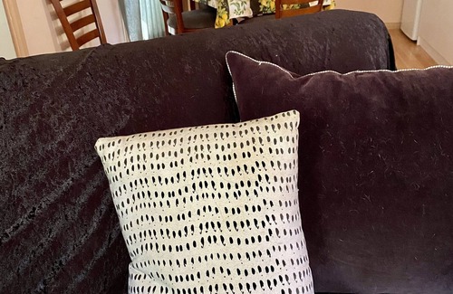 Kanmantoo Cottage | Discover History, Art & Culture in Adelaide Hills Retreat