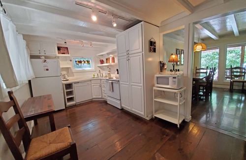 Sylva Cottage | Cozy Cottage Above the Creek with Spa & Hot Tub Access