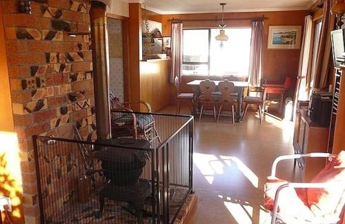 Cooks Beach House | Charming Ocean View Cottage - Cooks Beach Escape