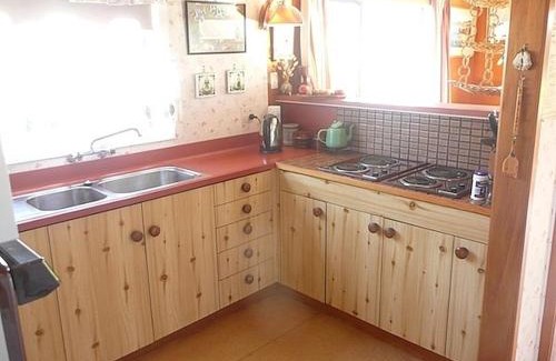 Cooks Beach House | Charming Ocean View Cottage - Cooks Beach Escape