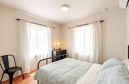 Blenman-Elm House | Charming 2BR Adobe with Firepit Near UA & UMC
