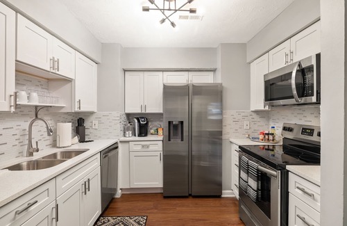 Duluth House | Cozy 3-Bedroom Retreat in Duluth - Guest Rated 10/10