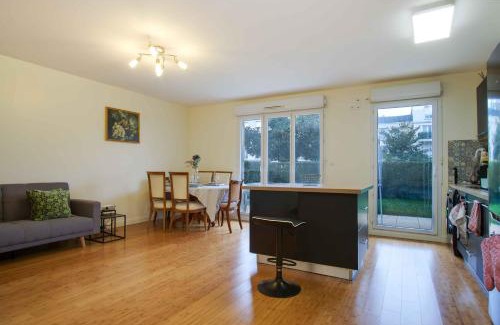 Montevrain Apartment | Delightful Garden Apartment Near Disneyland Paris