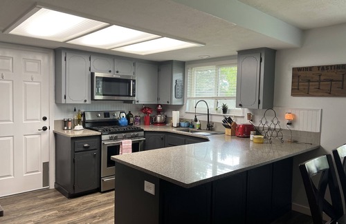 Eagle House | Cozy Retreat in Peaceful Eagle ID Subdivision for Families