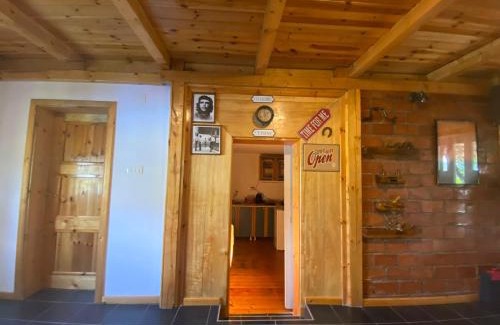 Mahala Apartment | Charming Lodge in Zeta: Pet-Friendly & Rated 9.7/10