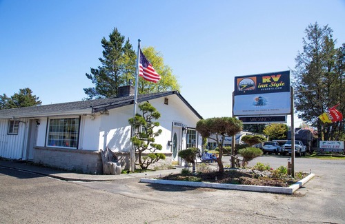 Westport Hotel | Pet-Friendly Retreat: Close to Beach & Lighthouse, 10/10 Rating