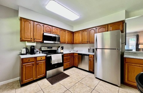 Middletown House | Inviting Ranch Home in Middletown, OH with Family Amenities