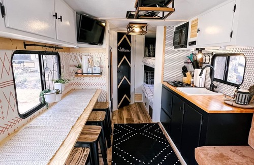 Leeds House | Cozy Renovated RV Near Zion & St. George - Guest Rated 9.8