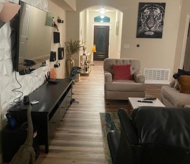 Kyle House | Kid-Friendly Getaway: Cozy Room in Kyle Near Austin