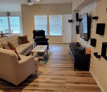 Kyle House | Kid-Friendly Getaway: Cozy Room in Kyle Near Austin