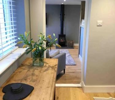 Longhope House | Cozy Studio Cottage with Wood Burner & Breathtaking Views