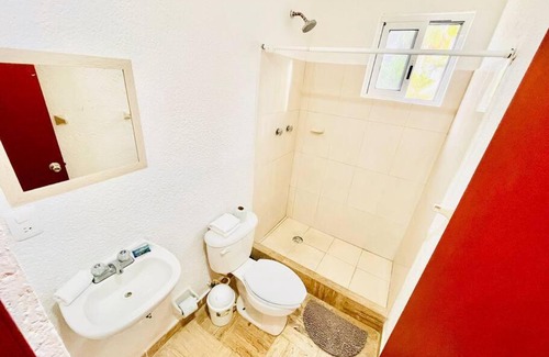 Zona Hotelera Apartment | Cozy Studio in Hotel Zone with Pool & Pet-Friendly Perks