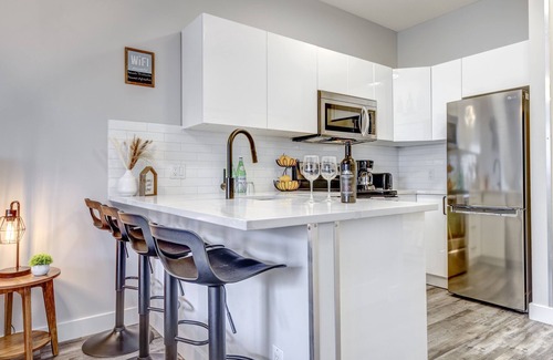 Whistler Cay Estates Apartment | Inviting Studio with Hot Tub, King Bed & Free Parking