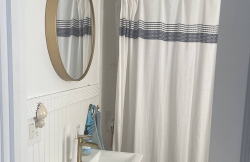 Portsmouth House | Charming Townhouse in Historic Coastal Neighborhood