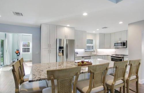 Florida North Atlantic Coast House | Inviting 4 Bed Retreat in North Palm Beach - Family & Pet Friendly
