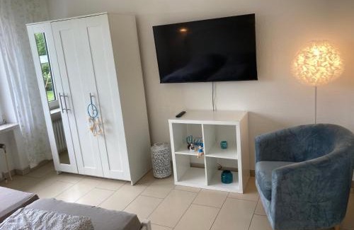 Holte-Spangen Apartment | Pet-Friendly Ferienwohnung Finn in Haus Maarten, Rated 8/10