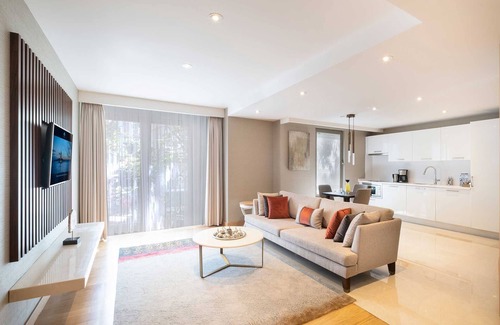 Gumussuyu Mahallesi Hotel | Discover CVK Park Bosphorus Hotel Istanbul - 5-Star Elegance