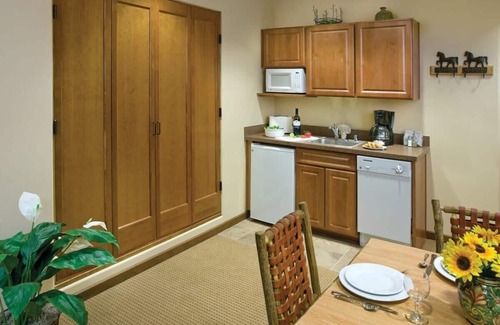 Taos Condo | Experience CW Taos Resort: Studio Balcony Suite Awaits