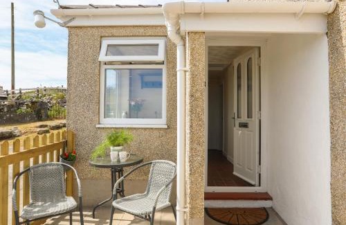 Rhyd-y-clafdy House | Experience Comfort at Cwm Ceiliog Annex - 4 Star Rated!