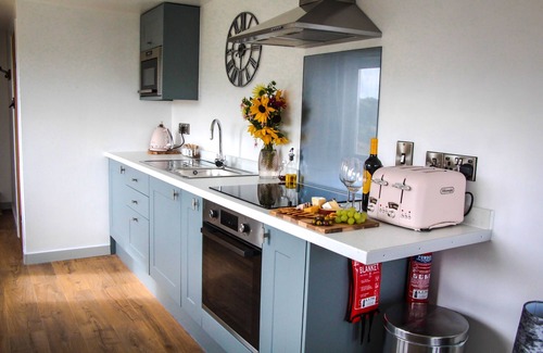 Newcastle-on-Clun Cottage | Idyllic Cwm Heulog Cabin with Hot Tub & Pet-Friendly Bliss