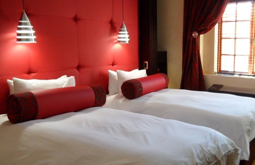 Polokwane House | Discover Cycad Guest House: Family-Friendly 4-Star Escape