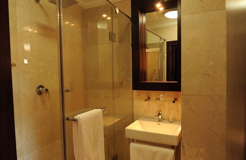 Polokwane House | Discover Cycad Guest House: Family-Friendly 4-Star Escape