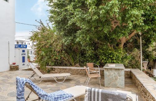 Platis Gialos Apartment | Relax at Cyclades Beach 2: Oceanfront Family Getaway