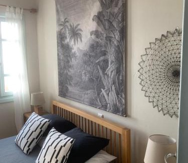 Ioulida House | Cycladic Villa ERoza: Family-Friendly Stay with Top Ratings