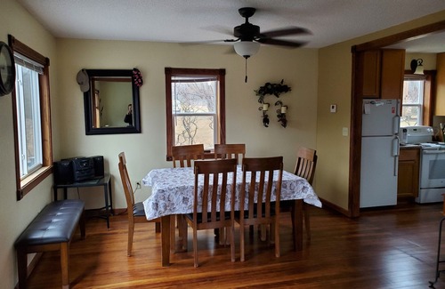 Whalan House | Pet-Friendly Cyclin-Up Inn with Spectacular River Views