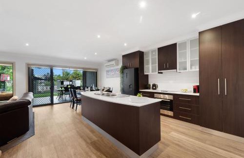 Mulwala Apartment | Relax at Cypress 31 A with Pool & Child-Friendly Amenities