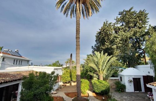 Zeytinlik House | Cozy Cyprus Village House - Pet & Child Friendly Stay