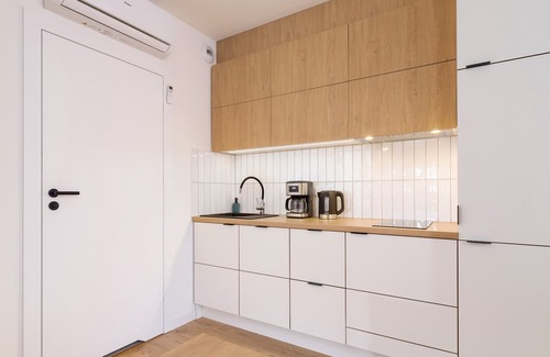 Piasek Południe Apartment | Czarnowiejska 21A, Pet-friendly studio with A/C, Cracow