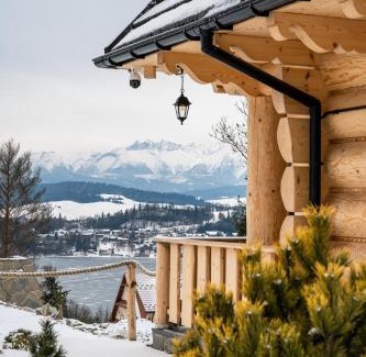 Czorsztyn House | Relax in Nature: Wooden Lodge with Sauna, 4-Star Stay