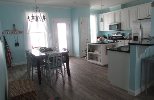 Dauphin Island House | Experience "Czech Mate": Kayaks, Private Beach & Ocean Views