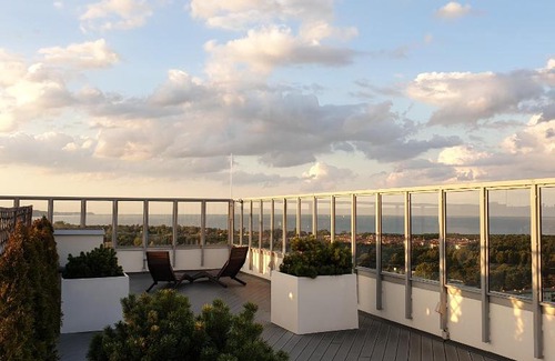 Przymorze Apartment | Experience Ocean Views at CZTERY OCEANY - 10/10 Rated