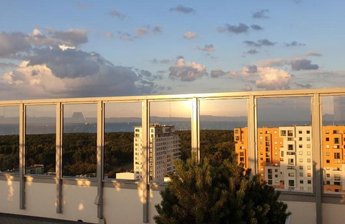 Przymorze Apartment | Experience Ocean Views at CZTERY OCEANY - 10/10 Rated