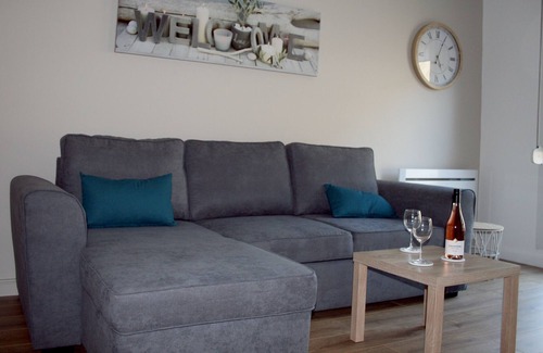 Macon Apartment | Experience Mâcon’s Historic Center in a Modern Studio