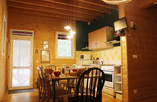 Dienne RV Rental | Unique Stays at DéfiPlanet' à Dienné - Pool & Spa Oasis