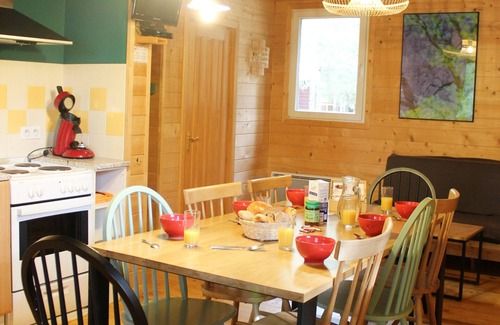 Dienne RV Rental | Unique Stays at DéfiPlanet' à Dienné - Pool & Spa Oasis