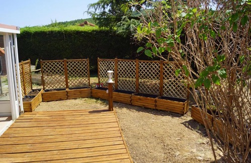 Segura House | Cozy Séguera Retreat with Kitchen & Family-Friendly Amenities