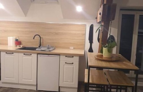 Migneres Apartment | Charming Retreat at Dépendance d'une Jolie Fermette