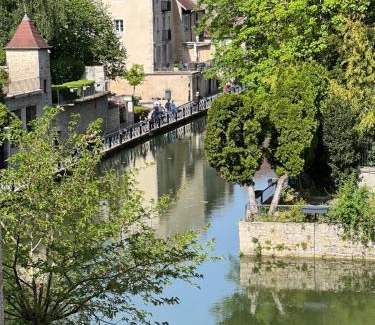 Dole Apartment | Relax and Enjoy Breathtaking Views at L'appart' de Charles